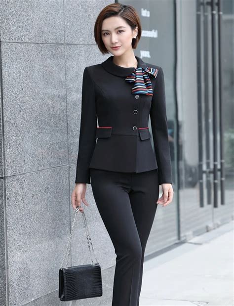 Ladies Formal Suits 的图像结果