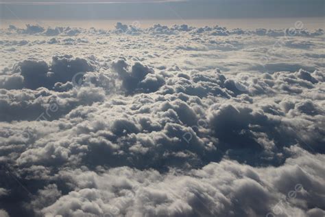 Flying 的图像结果