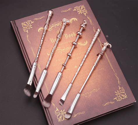 KZKR Potter Makeup Brush, 5 Pcs Wizard Wand Brushes Set India | Ubuy