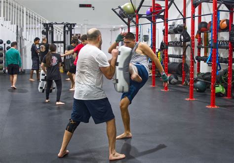 Kickboxing 的图像结果