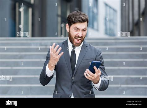 Angry Conversation 的图像结果