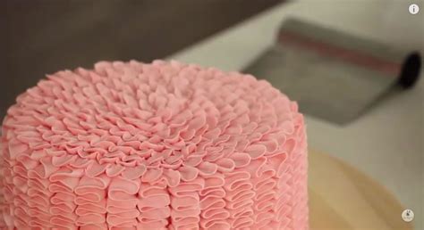 Buttercream Ruffle Tutorial 的图像结果