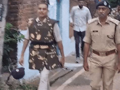 2 men involved in BJP's leader murder held after encounter: Both ...