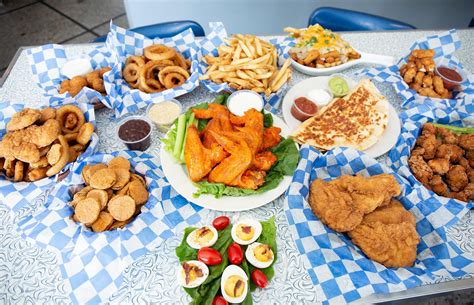 Every state's late-opening restaurant | lovemoney.com