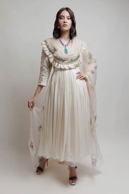 Neha & Tarun | Designer Sarees, Gowns, Lehengas | Aza Fashions
