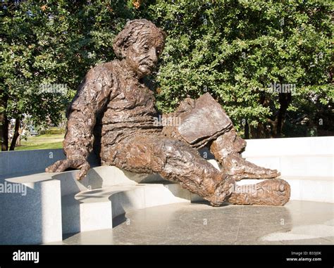 Albert Einstein Memorial