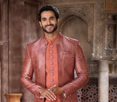 Traditional Indowestren Sherwani – Sudarshansarees