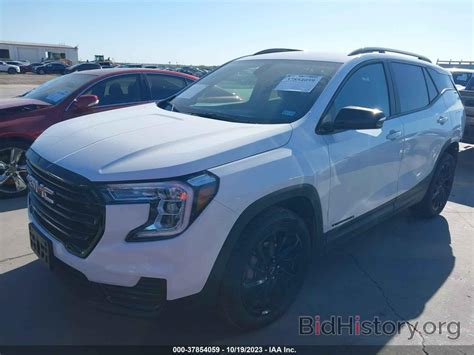 Report 3GKALMEG7PL170432 GMC TERRAIN 2023 White Gasoline - price and damage history