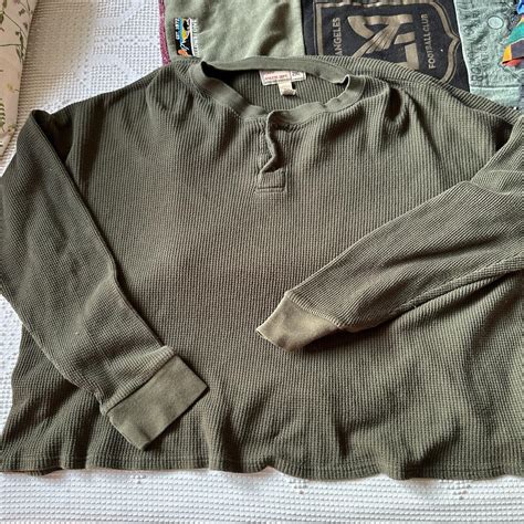 forest green henley shirt, tags says 2XL but fits... - Depop