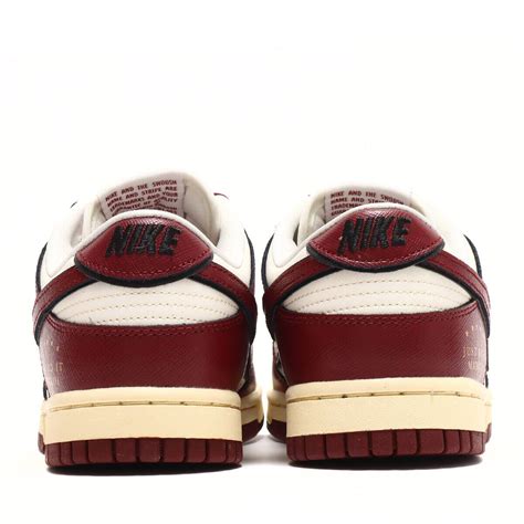 NIKE W DUNK LOW SE SAIL/TEAM RED-BLACK-MUSLIN 23SP-I（ナイキ ウィメンズ ダンク LOW ...