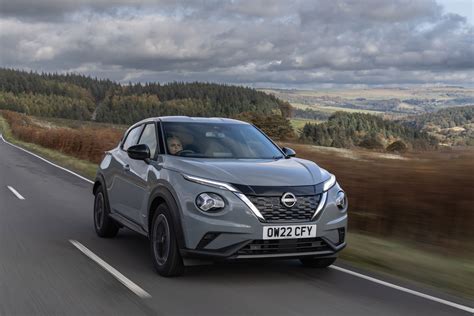 First drive of Nissan Juke Hybrid Tekna+ - full hybrid power added to smart Juke crossover ...