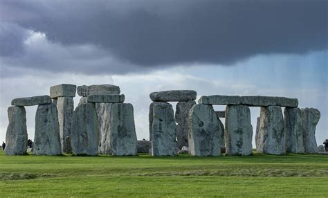 View of Stonehenge, Salisbury Plain in Wiltshire, England · Free Stock ...