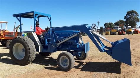 Cast Iron Tractor Front End Loader Manufacturer, Supplier from Prayagraj