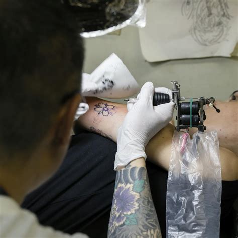 Tattoo Artist Salary Florida at Scott Fleming blog
