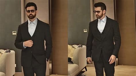 Hrithik Roshan exudes James Bond vibes at Sri Lanka event, dances to ...