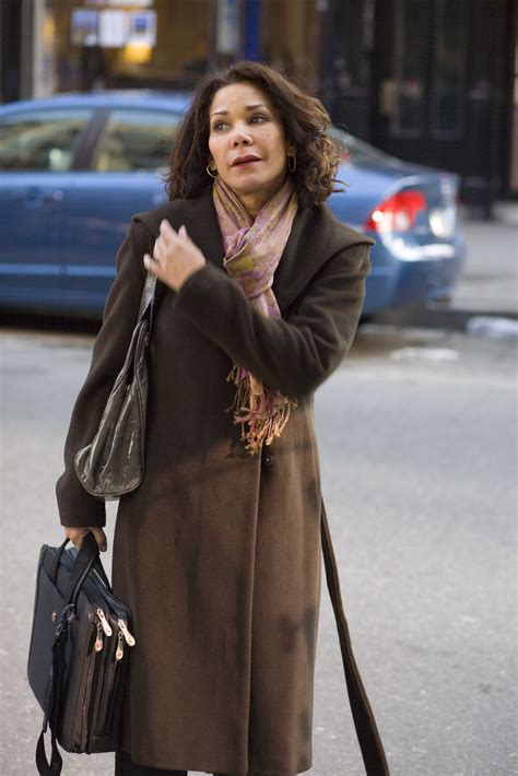 Daphne Rubin Vega Huur