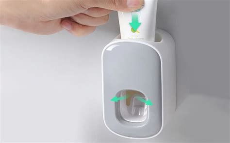 Best Toothpaste Dispensers 的图像结果