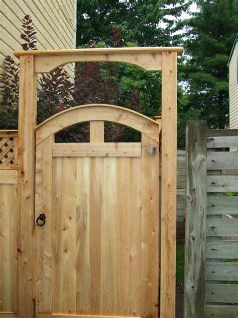 Wooden Garden Gate With Arch at Bethany Stephens blog