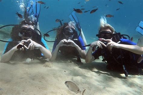 Scuba Diving for Beginners with a PADI Instructor near Heraklion 2024 ...