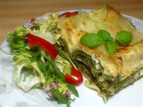 Lazania ze szpinakiem i serem feta ? mojedania.pl