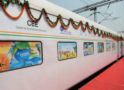 Climate on Wheels: India flags off 'Science Express' | Skymet Weather ...