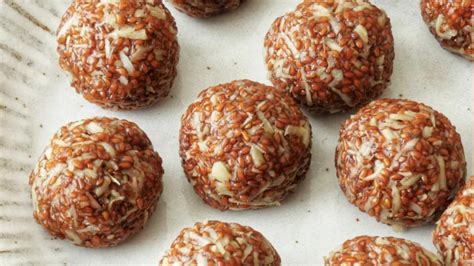 थकान और सुस्ती का इलाज हैं ये 3 फूड्स | foods for tiredness and ...