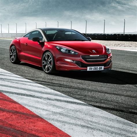 Peugeot RCZ-R Review - Car Reviews