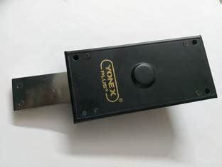 Godrej ultra side shutter universal with 4 keys (pack of 1) Lock - Buy ...