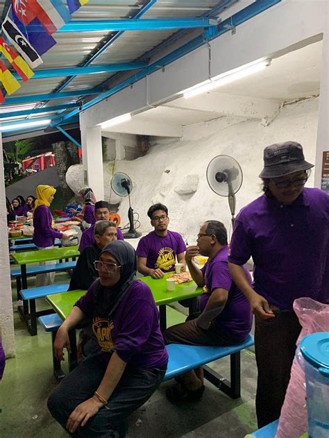 LILLA RAINFOREST RETREATS (Hulu Langat) - Hostel Reviews, Photos, Rate ...