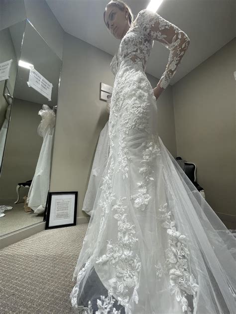 Essense of Australia D3284 New Wedding Dress Save 26% - Stillwhite