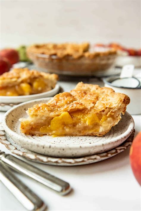 Easy Homemade Peach Pie Recipe
