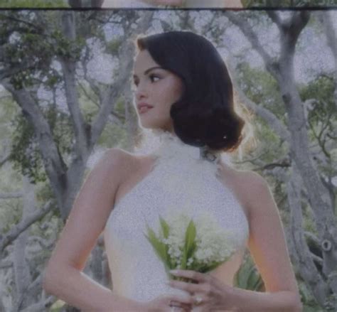 Selena Gomez Marries Benny Blanco, Shares Photos of Dreamy Wedding