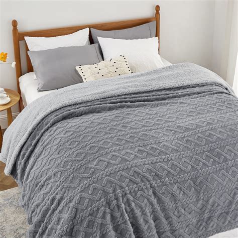 Bedsure Sherpa King Size Blanket for Bed- Fuzzy Soft Cozy Blanket Gifts ...