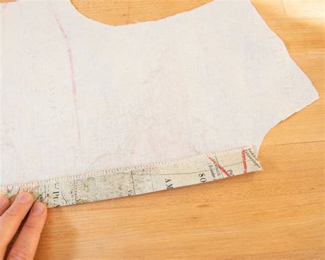 Making Buttonholes with Singer Machine 的图像结果