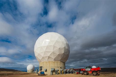 Command and control in the ‘gray zone’ of global military competition