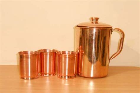 இதை படித்தால் இனி செப்பு பாத்திரத்தில் தான் தண்ணீர் குடிப்பீங்க ...