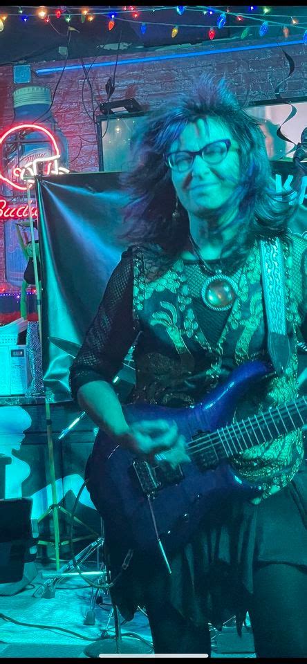 Medusa Plays 5 Points Tavern, 5 Points Tavern, Litchfield, 29 December ...