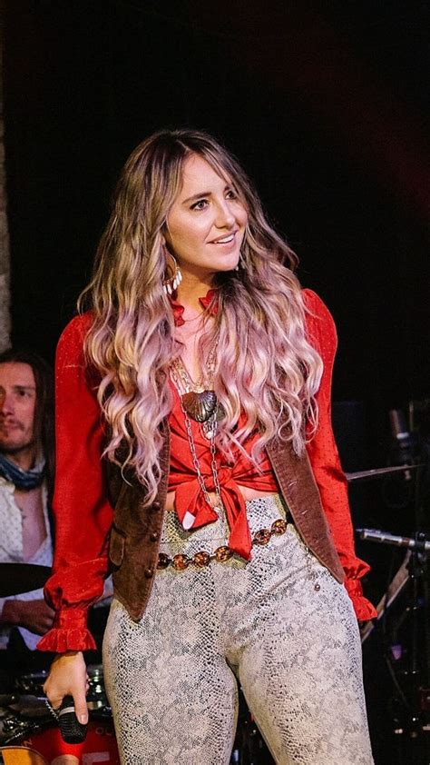 LAINEY WILSON | Dressy casual outfits, Western outfits women, Southern ...