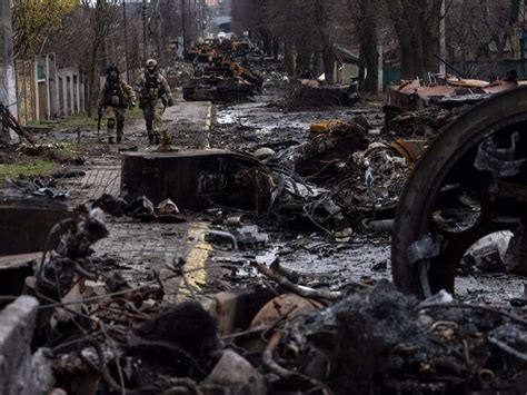 Putin has 'aggressively' tried to make China his ally because Russia is ...