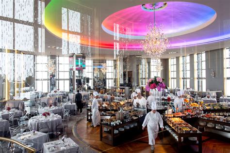 Rainbow Room Is Set to Reopen on Oct. 5 - The New York Times