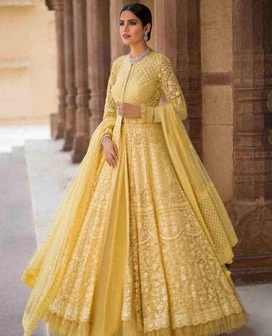 10 Trending Lehenga Designs To Try This Year – Ambraee