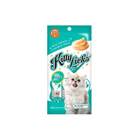 Kitty licks tuna – Mr.Paws
