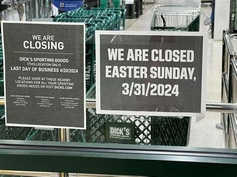Dick's Sporting Goods to close Meriden Mall store next month