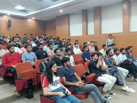MNIT Alumni Portal