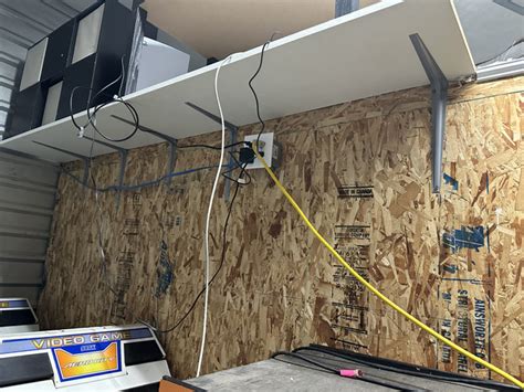 Small Arcade Layout 的图像结果