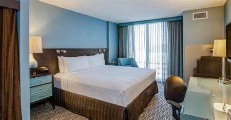 Crowne Plaza Chicago O'Hare Hotel & Conference Center, an IHG Hotel ...