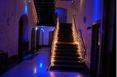 3 Easy Ways To Decorate The Stair Banister by 3 Easy Ways To Decorate The Stair Banister 3 Easy Ways To Decorate The Stair Banister
