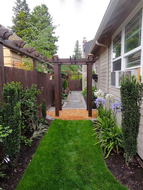 Narrow Side Yard Landscaping Ideas - Landscape Architecture Modern Park ...