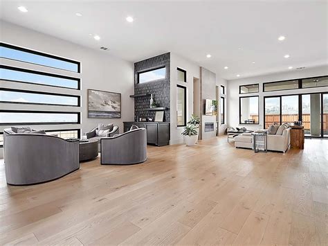 Expert Monarch Plank Flooring Provider - East Coast Flooring & Interiors