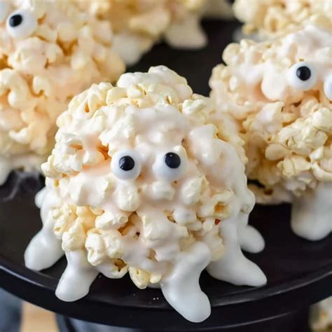 Ghost Marshmallow Popcorn Balls – Easy and Fun Halloween Recipe ...